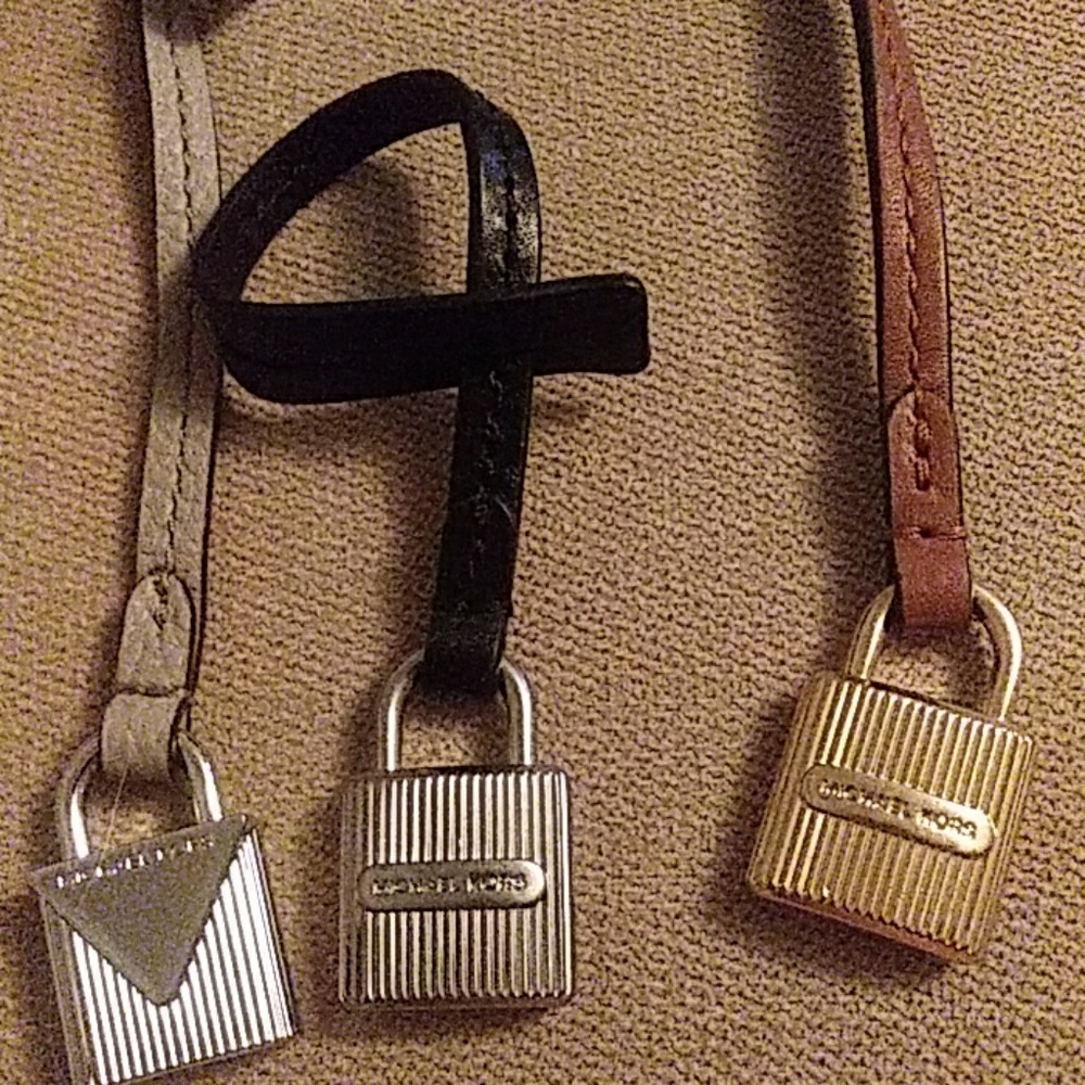 Michael Kors hang tag nwot $13 each black sold